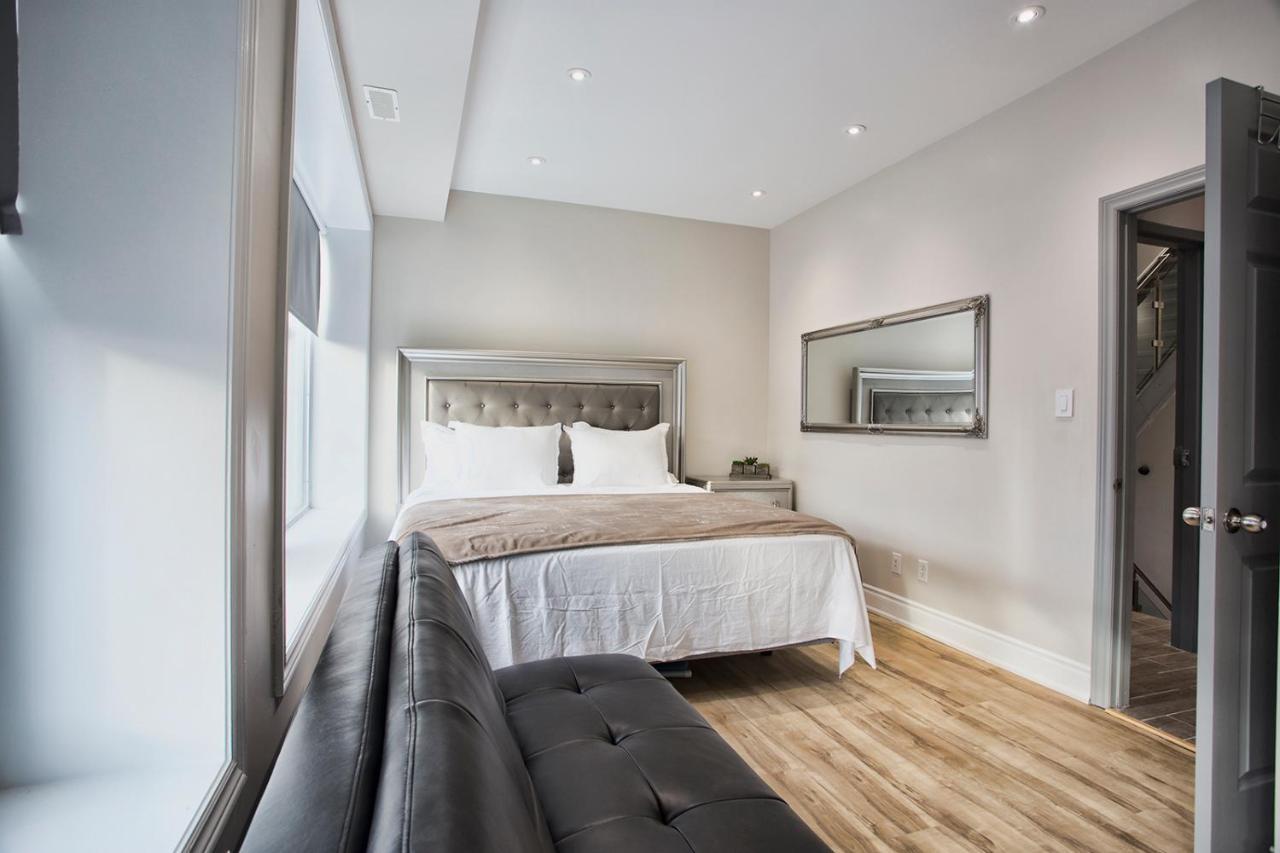Toronto Rooms And Suites Экстерьер фото